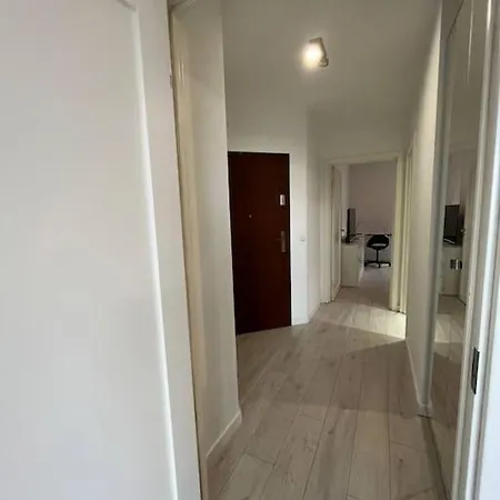 New Old Town -6 People - 200m Town Hall Daire *