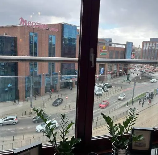 New Old Town -6 People - 200m Town Hall * Wroclaw